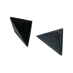 160831010E CANTONERA ESQUINERA PIRAMIDAL ABIERTA 92X92X92 MM.