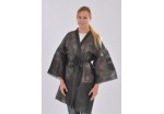 UN05.02.130 Bata-kimono TNT-pp. c/cintas y bolsillo homb. blanco TALLA XL